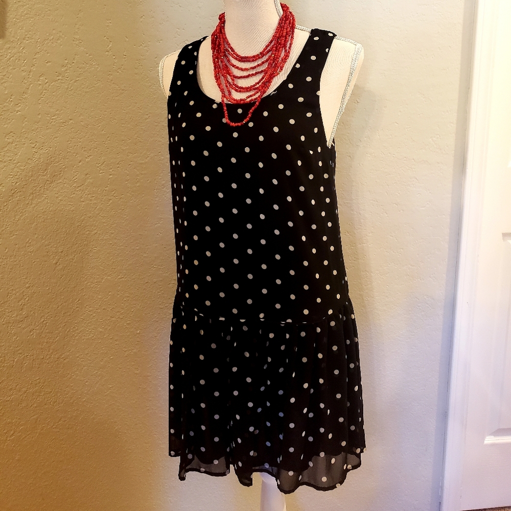 Lined polka dot sleeveless dress
